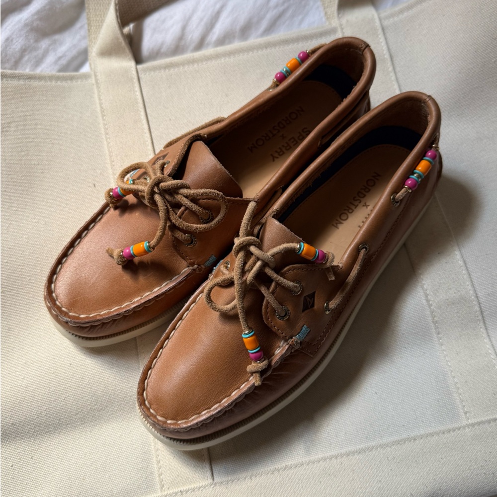 Nordstrom x Sperry Brown Boat Shoes with Beaded Laces NWNT